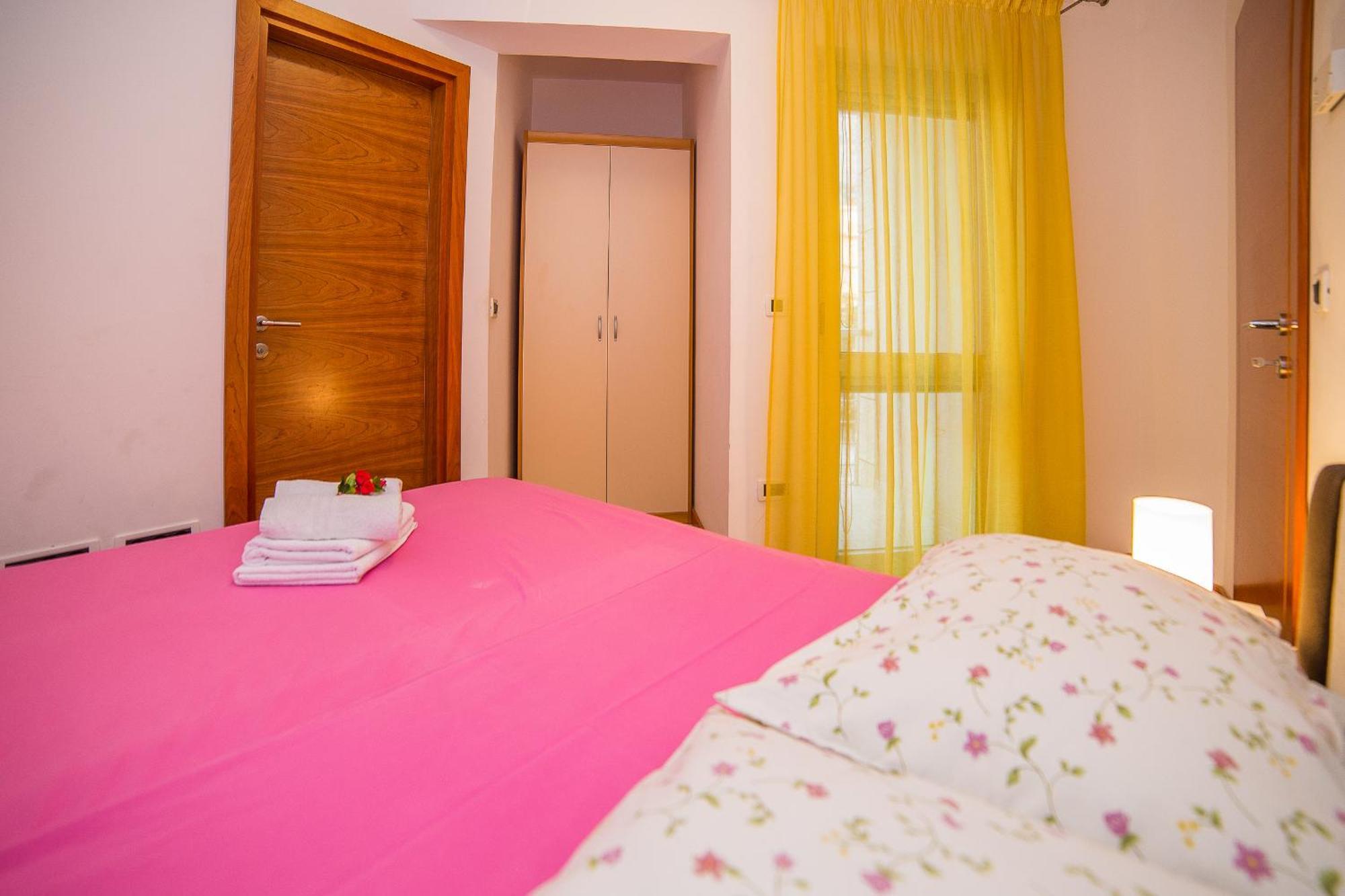 Apartments Milan Макарска Номер фото