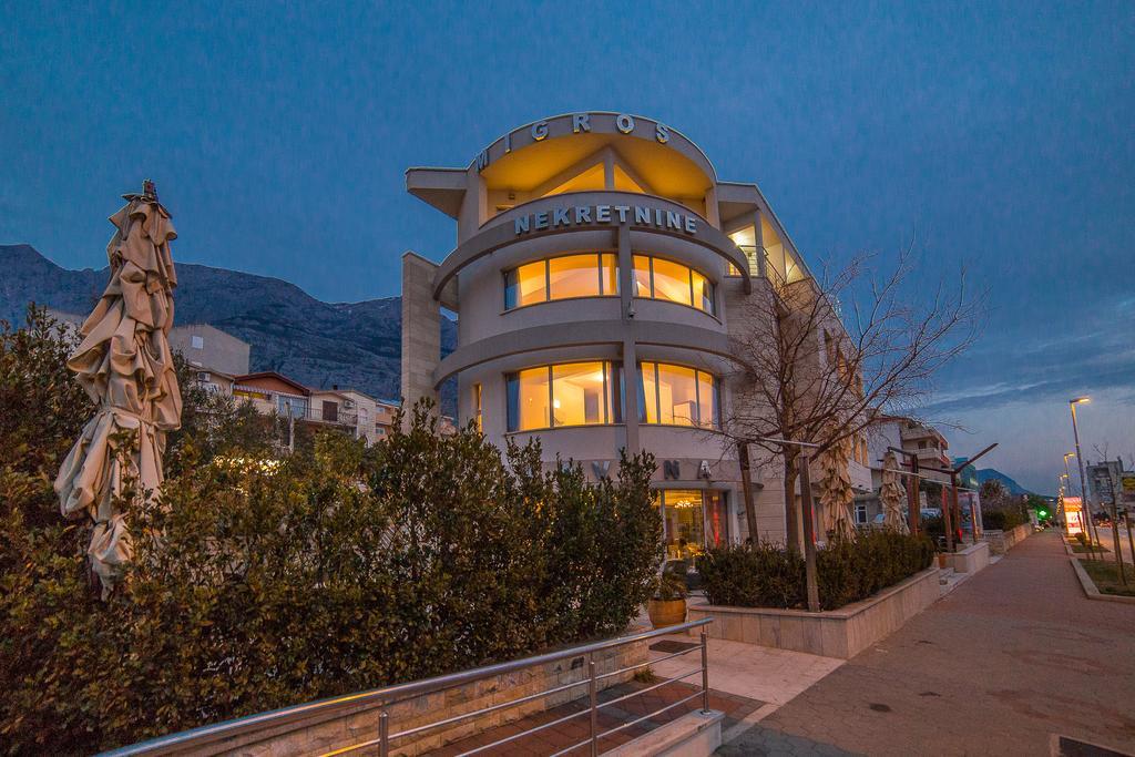 Apartments Milan Макарска Экстерьер фото