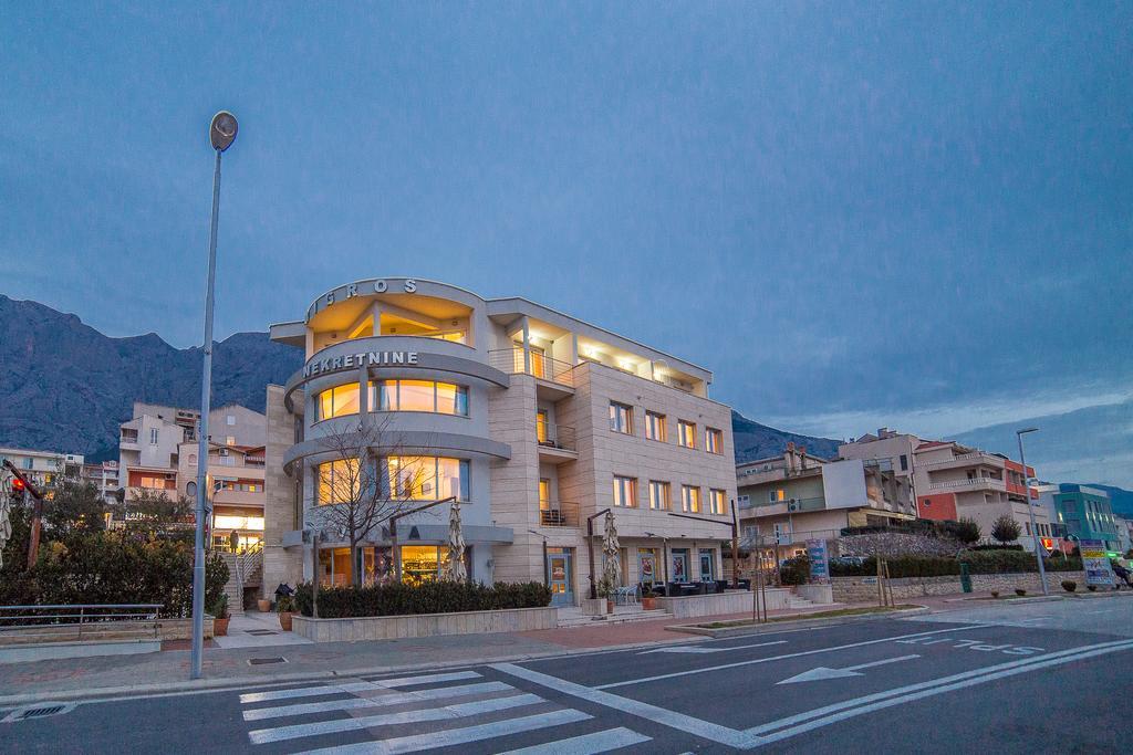 Apartments Milan Макарска Экстерьер фото